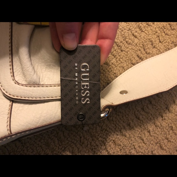 Guess Purse - Picture 3 of 3